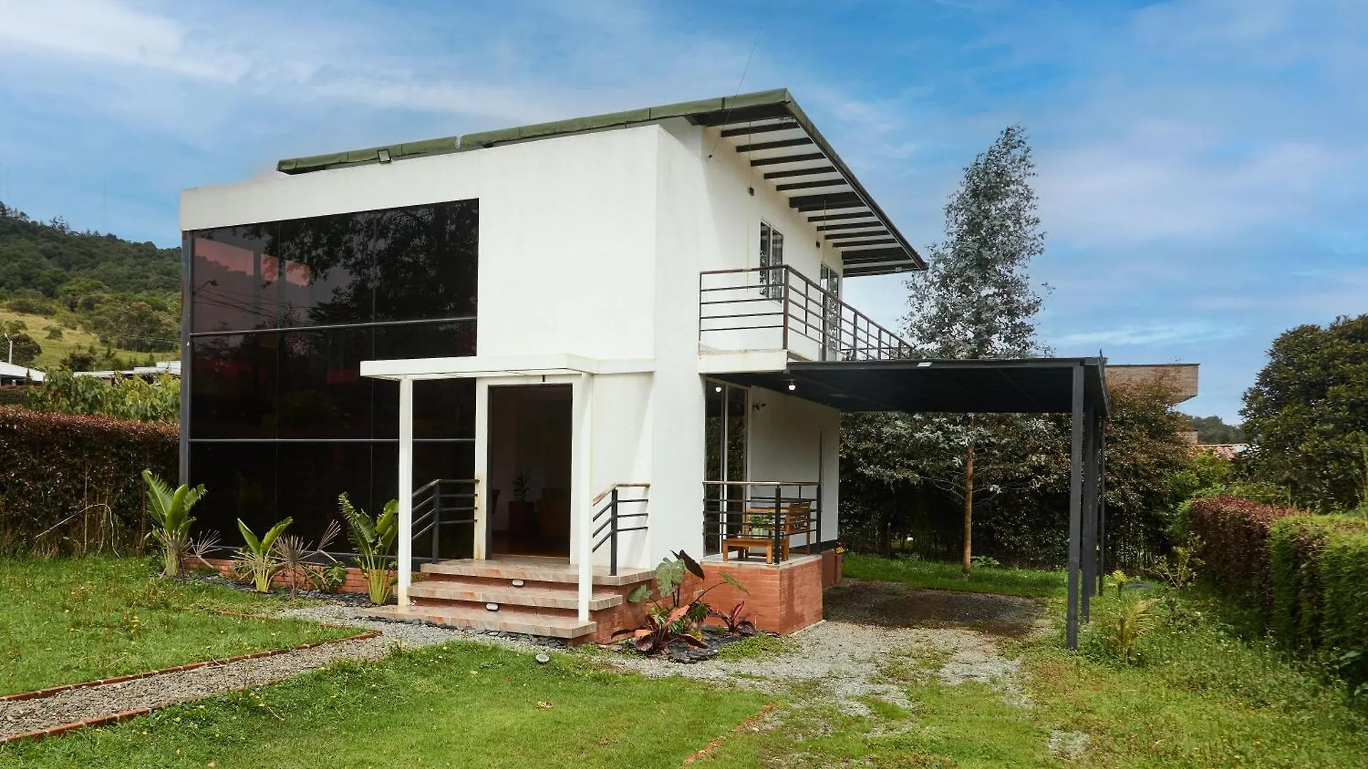 Luxury Accommodation Santa Elena, Medellin Colombia